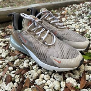 Nike Air Max 270 Men's Sneakers Cream Rust Oxide Khaki Size 8.5